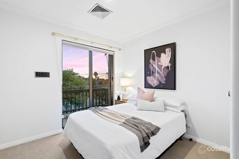 Property photo of 8 Rowley Place Bull Creek WA 6149