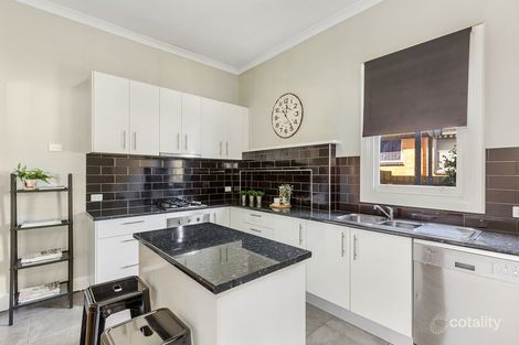 Property photo of 19 Cambridge Crescent White Hills VIC 3550