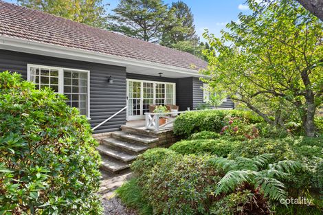 108 Blaxland Rd, Wentworth Falls, NSW 2782