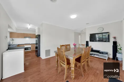 Property photo of 17 Everwin Drive Werribee VIC 3030