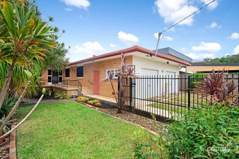 12 Moonah Ave, Southport, QLD 4215