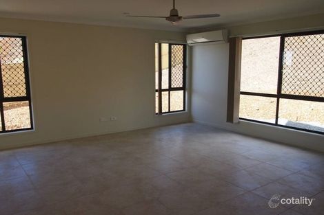 Property photo of 1 Deveney Drive Kirkwood QLD 4680