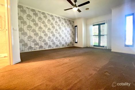 Property photo of 14 Murchison Link Pakenham VIC 3810