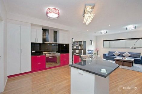 Property photo of 13 Arroyo Place Caroline Springs VIC 3023