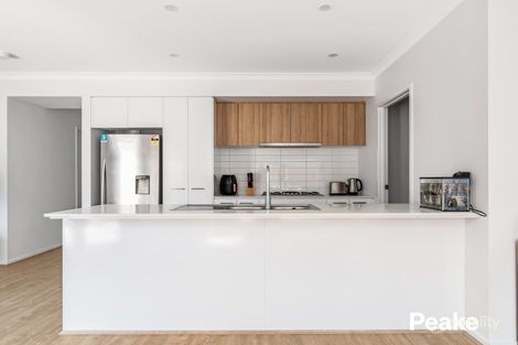 Property photo of 24 Gulliver Drive Officer VIC 3809