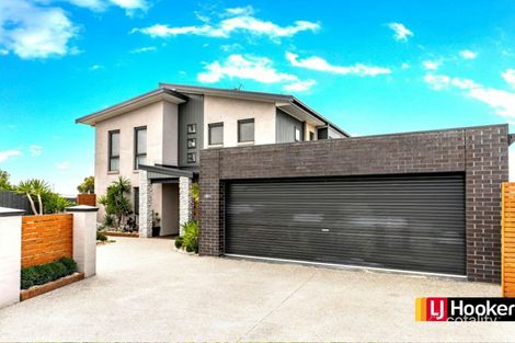 Property photo of 11 Dalmont Bay Court Inverloch VIC 3996