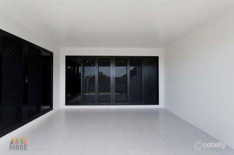 Property photo of 40 Canecutters Drive Ooralea QLD 4740