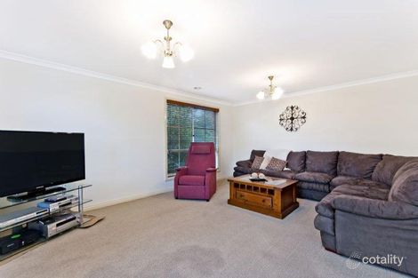 Property photo of 9 Cordina Court Warrnambool VIC 3280