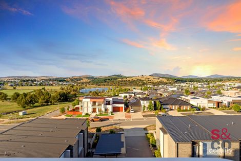 117/2 Terry Connolly St, Coombs, ACT 2611