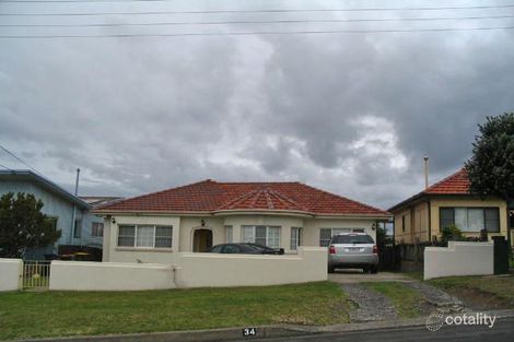 34 St Cloud Cres, Lake Heights, NSW 2502