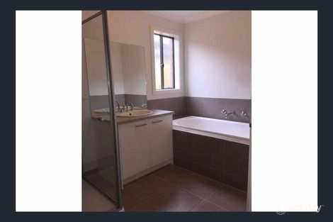 Property photo of 20 Altitude Drive Point Cook VIC 3030