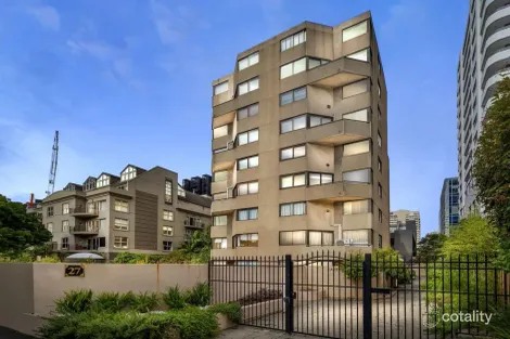 Property photo of 33/27 Queens Road Melbourne VIC 3004