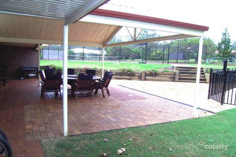 Property photo of 4 Fairway Crescent Middle Ridge QLD 4350