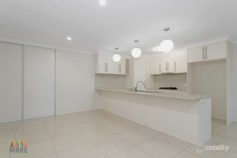 Property photo of 40 Canecutters Drive Ooralea QLD 4740