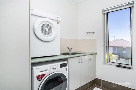 35/35a-B Glendower Way, Spearwood, WA 6163