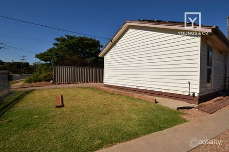 Property photo of 27 Stevens Crescent Mooroopna VIC 3629