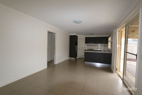 Property photo of 7 Grantham Terrace Kangaroo Flat VIC 3555