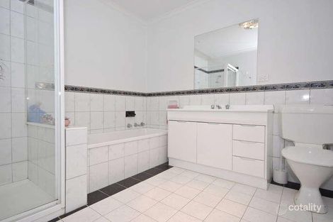 Property photo of 39 Landstrom Quadrant Kilsyth VIC 3137
