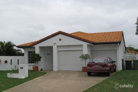 Property photo of 4 Cathy Court Slade Point QLD 4740