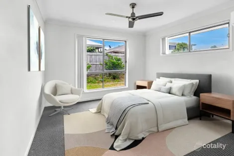 Property photo of 17 Hanlin Way Pimpama QLD 4209