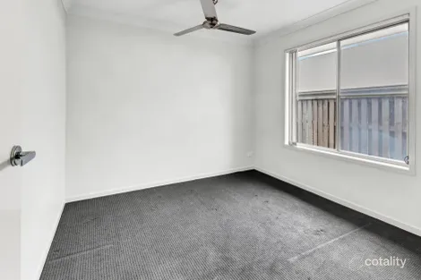 Property photo of 17 Hanlin Way Pimpama QLD 4209