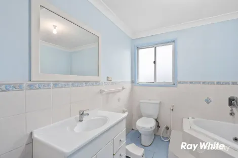 Property photo of 19 Reeve Crescent Doonside NSW 2767