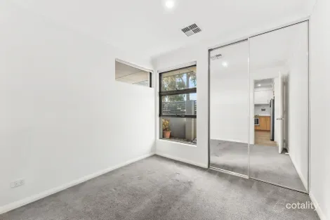 Property photo of 16/7 Spring Avenue Midland WA 6056