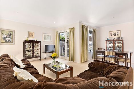 Property photo of 44 Grantley Drive Glen Waverley VIC 3150