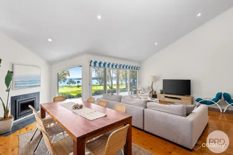 Property photo of 26 Cromarty Road Soldiers Point NSW 2317