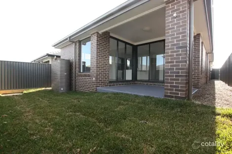 Property photo of 32 Fairbrother Avenue Denham Court NSW 2565