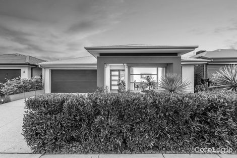 Property photo of 7 Lipizzan Way Clyde North VIC 3978
