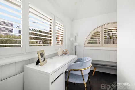 Property photo of 8/28 Dalgety Street St Kilda VIC 3182