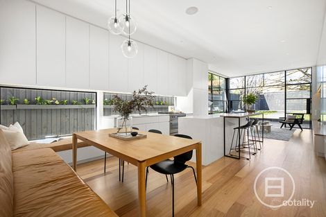 Property photo of 32 Caroline Street Hawthorn East VIC 3123