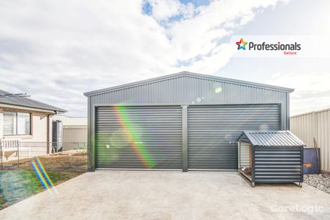 Property photo of 33 Keane Drive Kelso NSW 2795