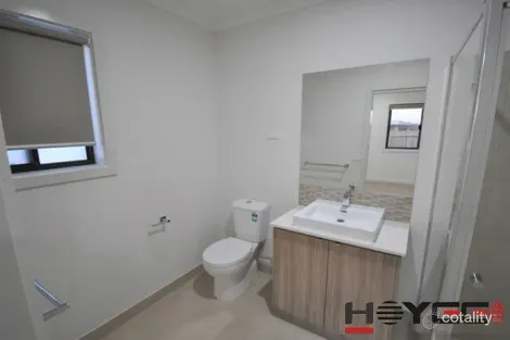 Property photo of 12 Firefly Road Point Cook VIC 3030