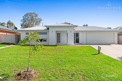 43 Durack Cct, Boorooma, NSW 2650