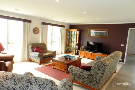 Property photo of 5 Haddon Court Yass NSW 2582