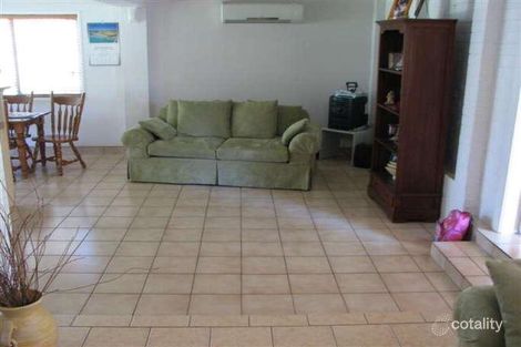 Property photo of 10 Poinsettia Parade Varsity Lakes QLD 4227