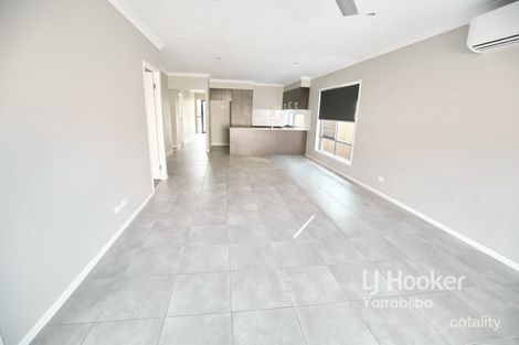 Property photo of 6 Leland Street Yarrabilba QLD 4207