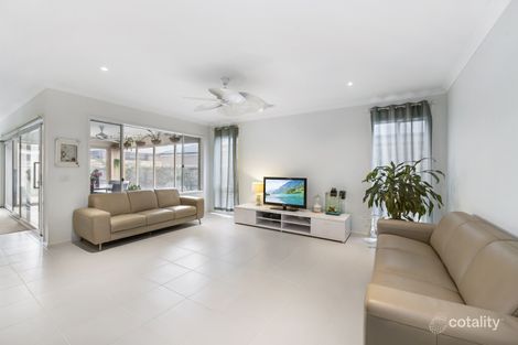 Property photo of 6 Malmesbury Road Cranbourne North VIC 3977
