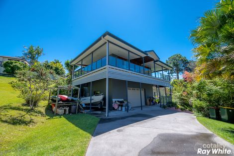 Property photo of 31 Seabreeze Parade Green Point NSW 2428