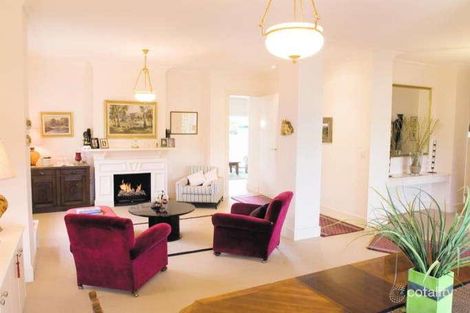 Property photo of 70 Outer Crescent Brighton VIC 3186