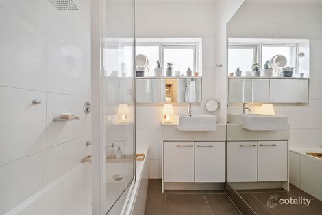 Property photo of 6/7 Ravens Grove St Kilda East VIC 3183