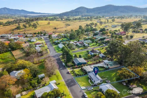13 Tarlinton St, Cobargo, NSW 2550