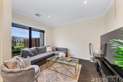 Property photo of 39 Manchester Crescent Bundoora VIC 3083