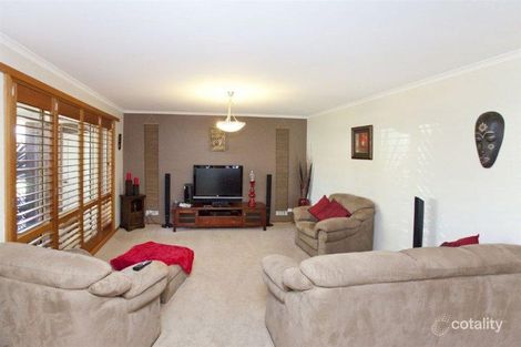 Property photo of 46 Outlook Drive Drouin VIC 3818