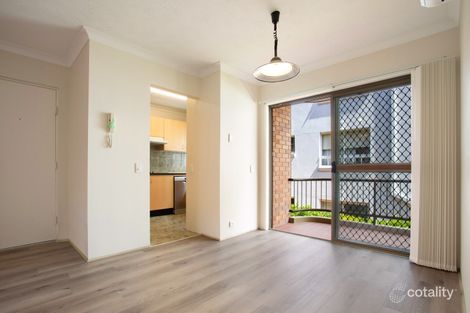 Property photo of 11/7 Federation Avenue Broadbeach QLD 4218