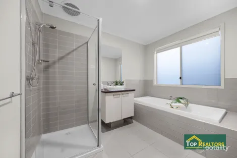 Property photo of 2 Destiny Lane Tarneit VIC 3029