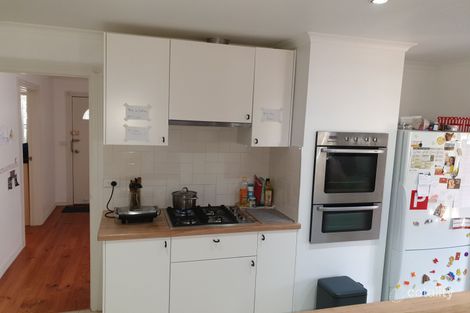 Property photo of 25 Tonelli Crescent Mill Park VIC 3082