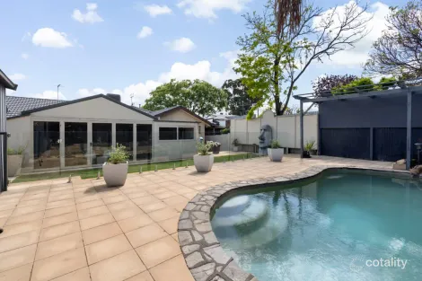 9 Duke Ave, Modbury Heights, SA 5092